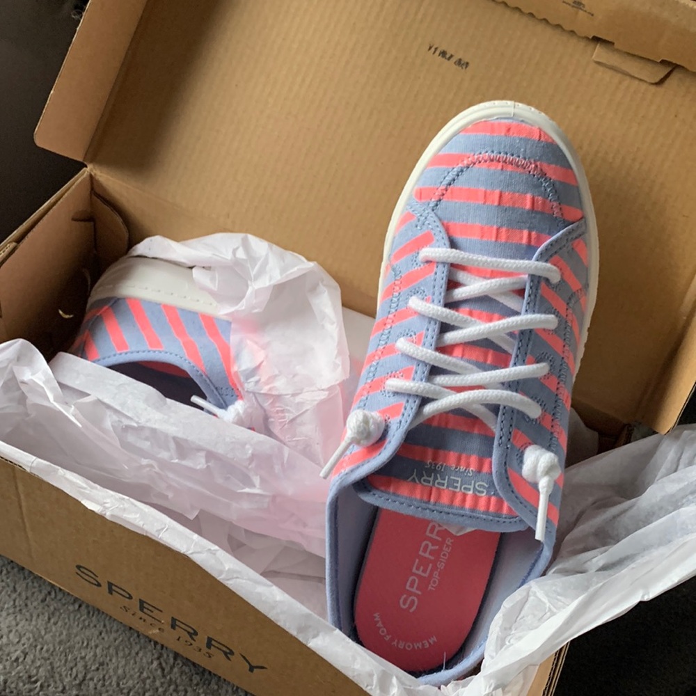 Sperry Topsider 6.5 BNIB
